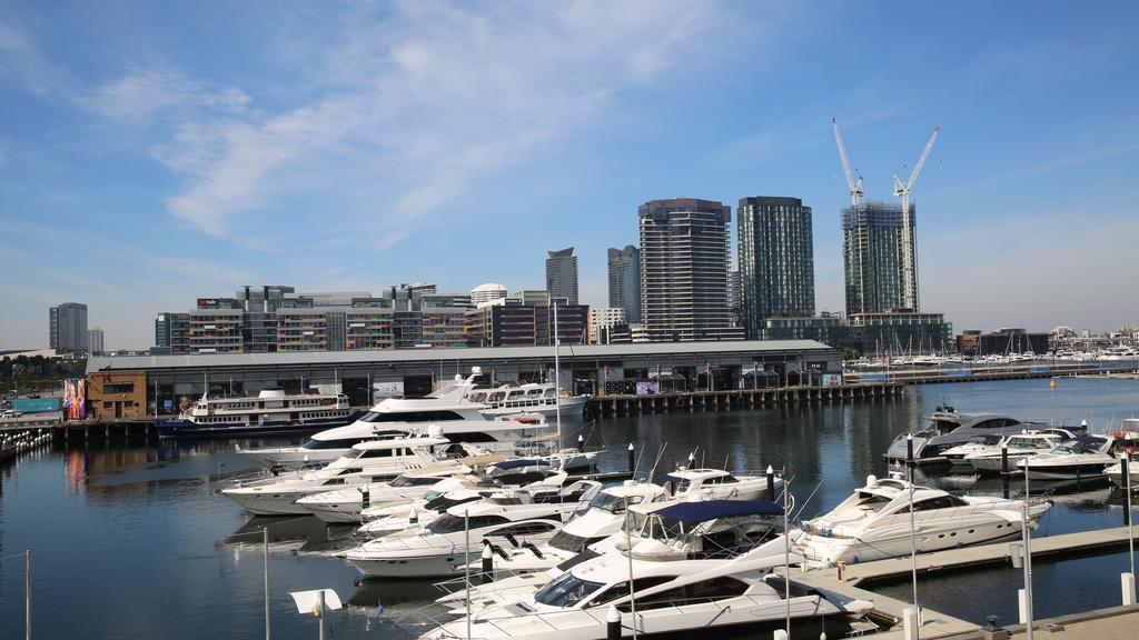 Urbanminder @ Docklands Melbourne Quarto foto